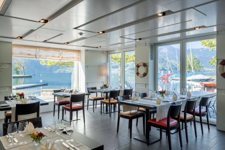 Restaurant neuhaus zum see | au bord du Lac de Thoune | Unterseen - Interlaken | Suisse